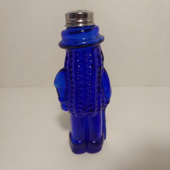 PLANTERS MR. PEANUT Cobalt Blue Glass Salt / Pepper Shaker Advertising Colorful - Picture 5 of 12